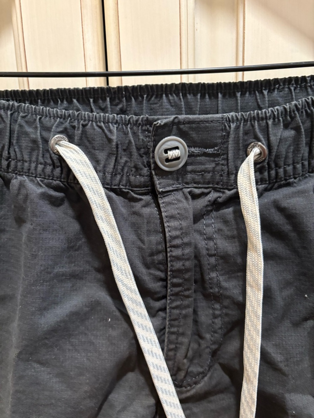 Vuori Black Drawstring Joggers - Picture 7 of 10